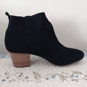 Steve Madden Harber Suede Ankle Boot